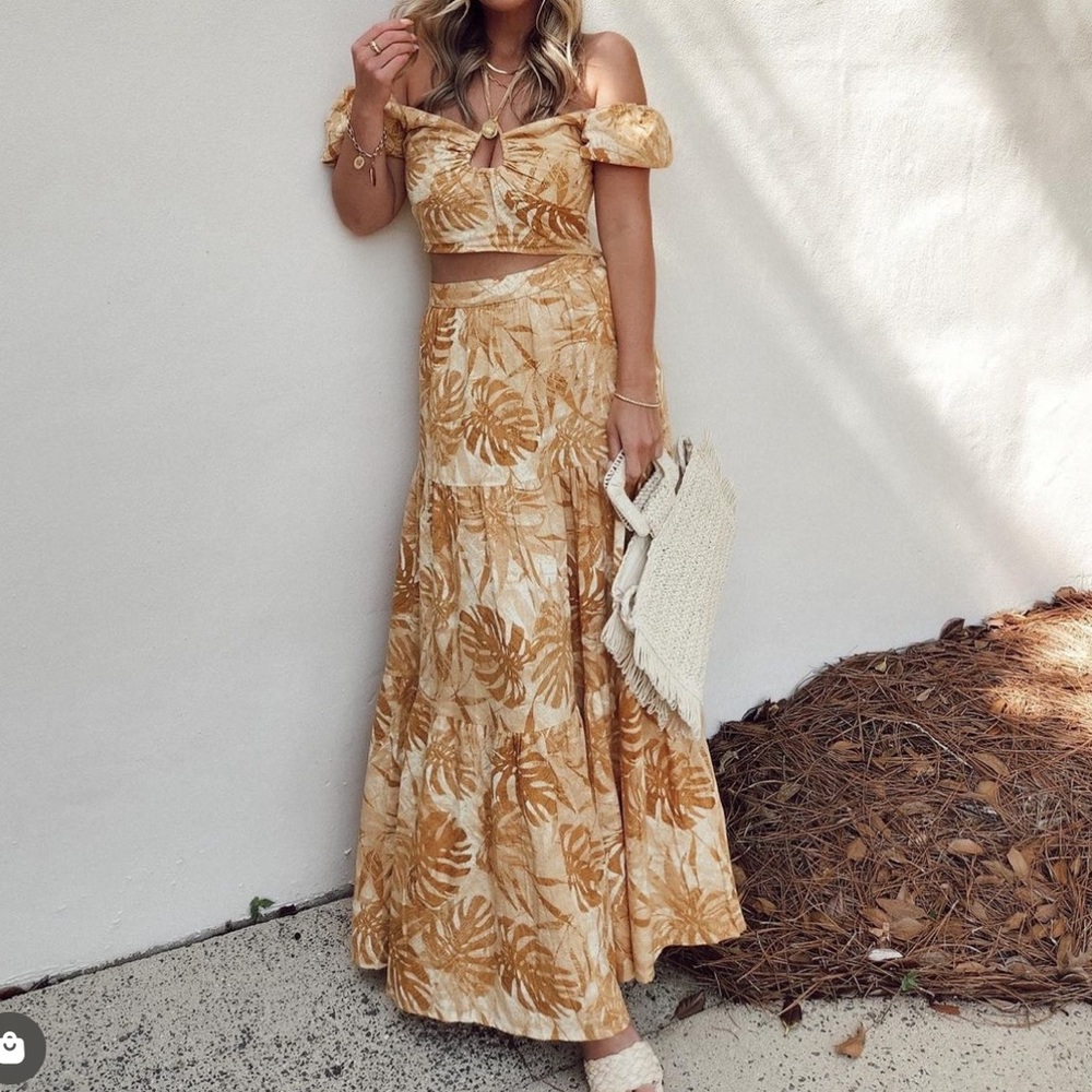 Tropical Leaf Print Maxi Skirt